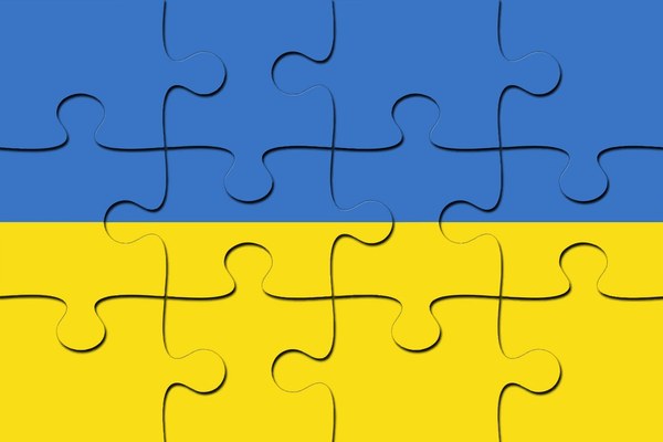 flag-ukraine-made-with-jigsaw-puzzle-pieces-vector-26861588.jpg